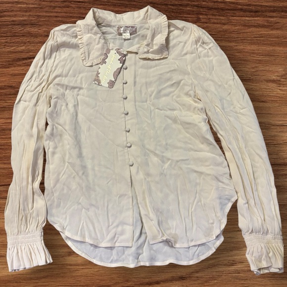 Band of The Free Denise Cream Ruffle Collar Top Button Up Smocked Cuffed Sleeves - Picture 6 of 11